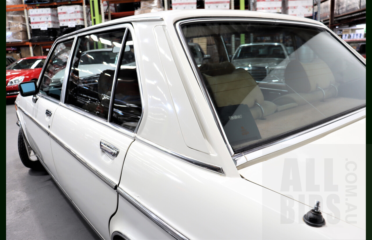 6/1976 BMW E3 (New-Six) 3.0LA 4d Sedan White 3.0L