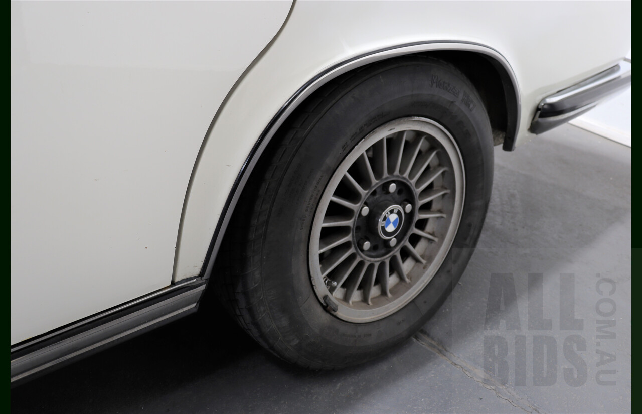 6/1976 BMW E3 (New-Six) 3.0LA 4d Sedan White 3.0L