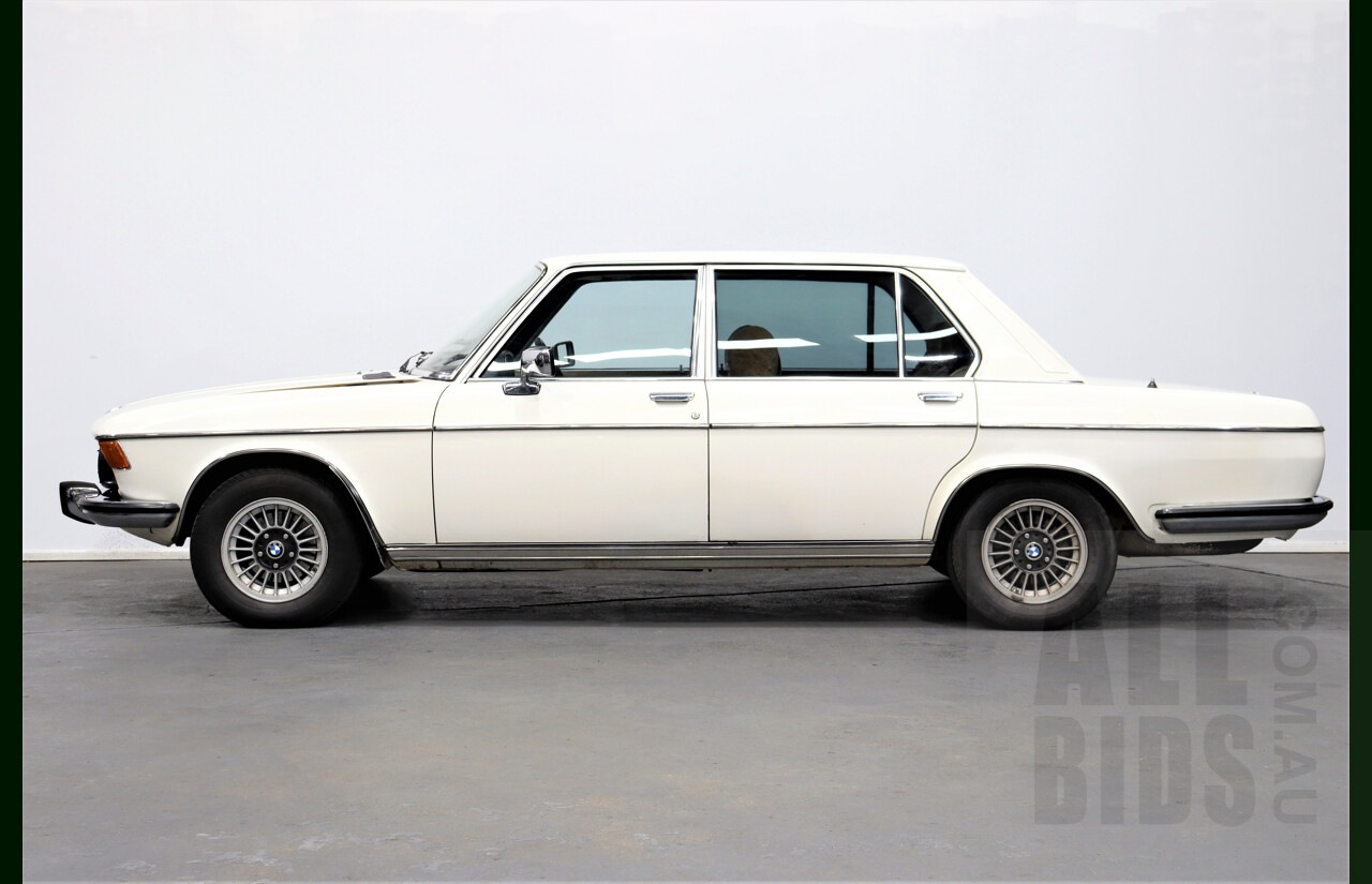 6/1976 BMW E3 (New-Six) 3.0LA 4d Sedan White 3.0L