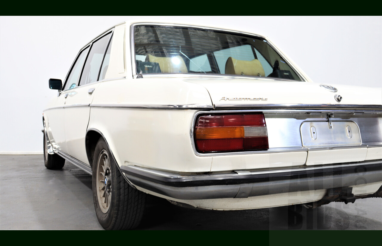 6/1976 BMW E3 (New-Six) 3.0LA 4d Sedan White 3.0L