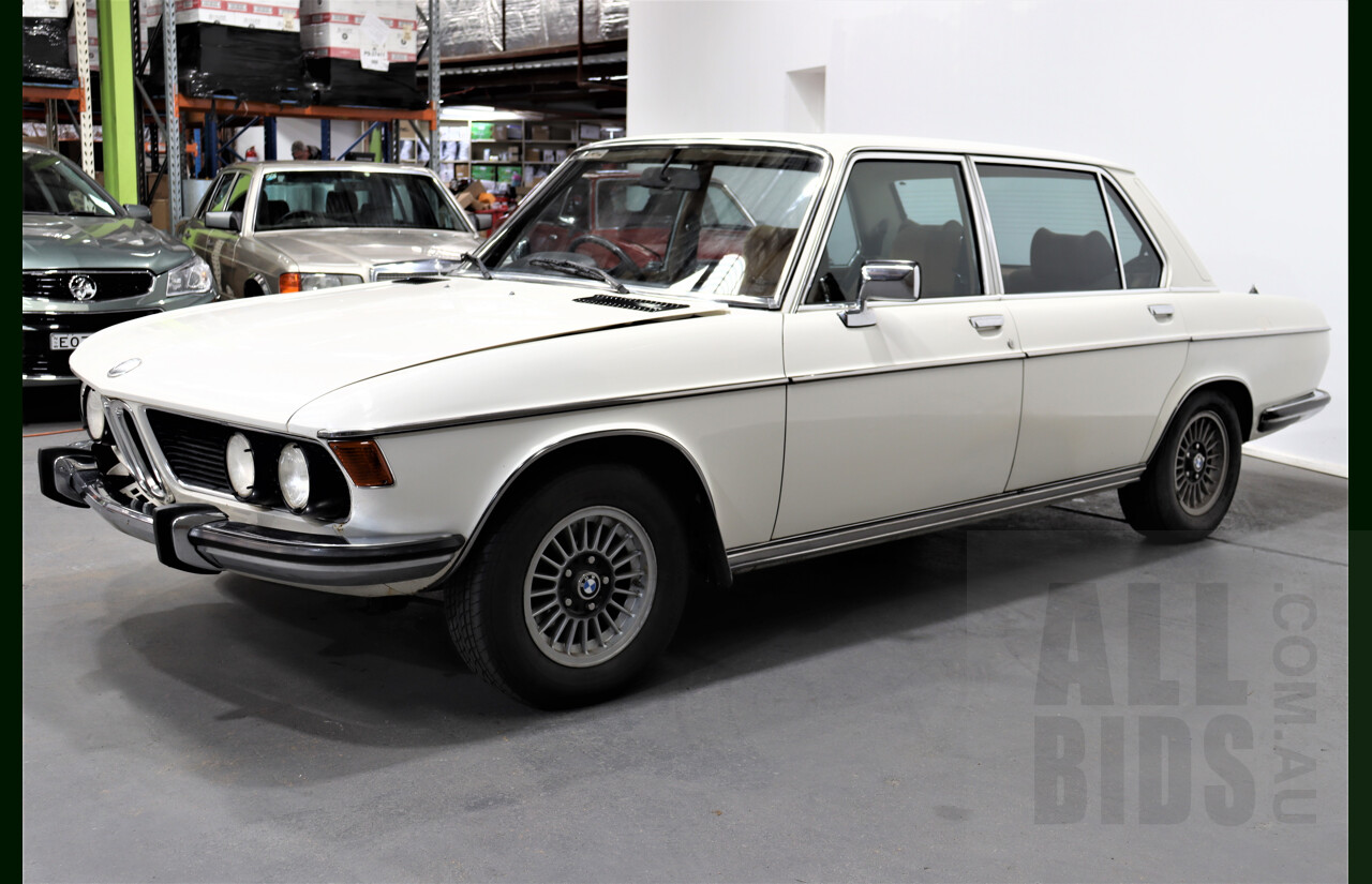 6/1976 BMW E3 (New-Six) 3.0LA 4d Sedan White 3.0L