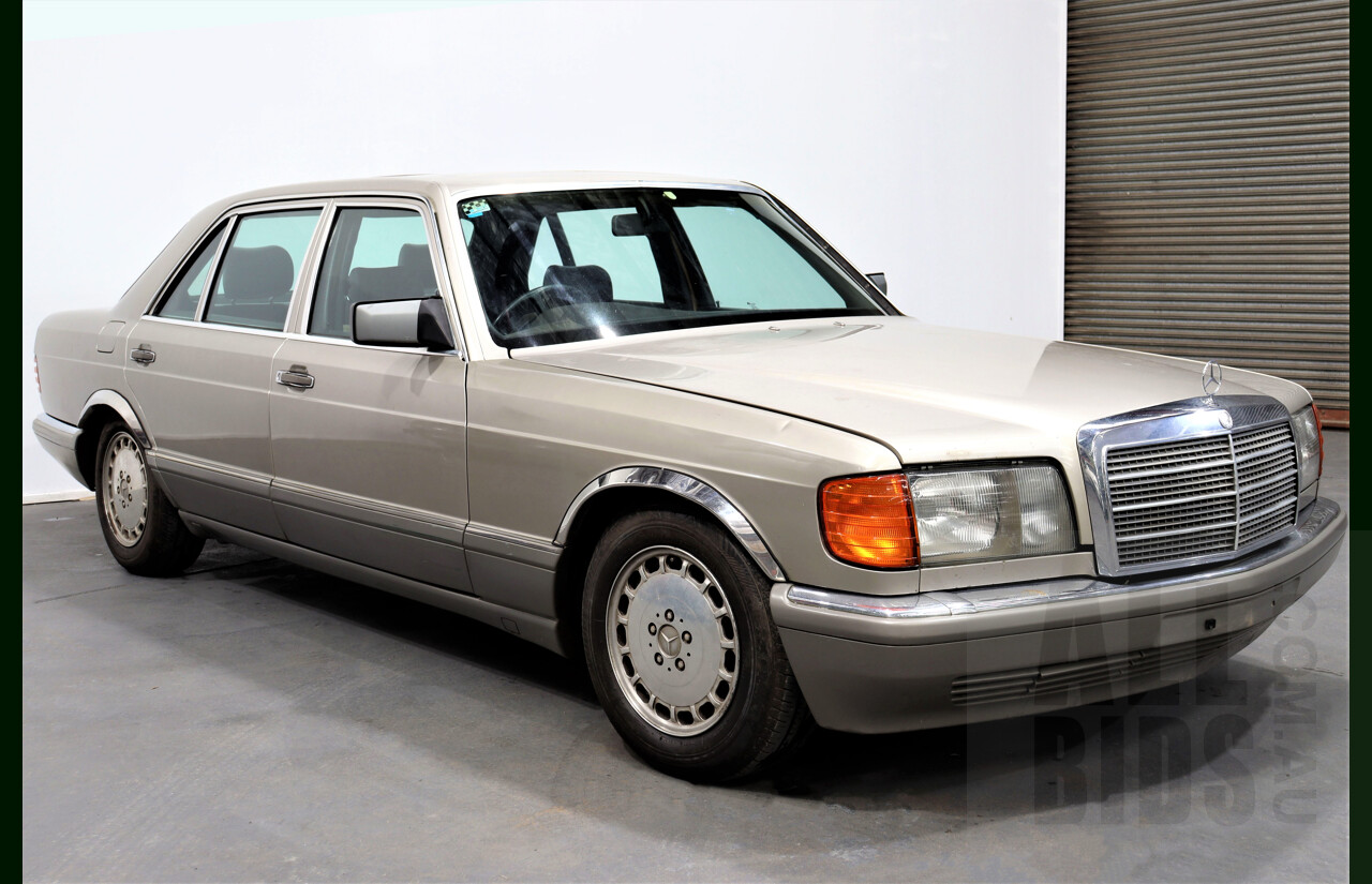 4/1987 Mercedes-Benz 300 SEL W126 4d Sedan Beige 3.0L