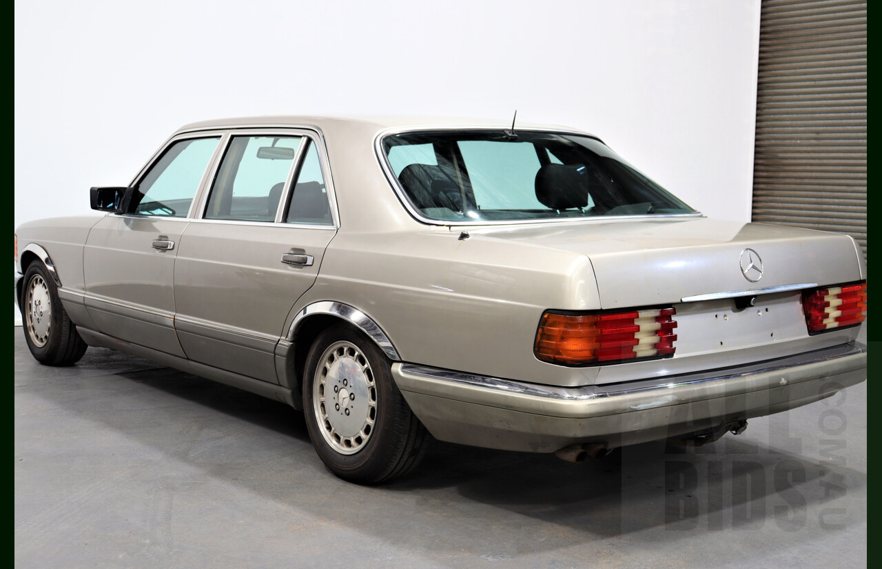 4/1987 Mercedes-Benz 300 SEL W126 4d Sedan Beige 3.0L