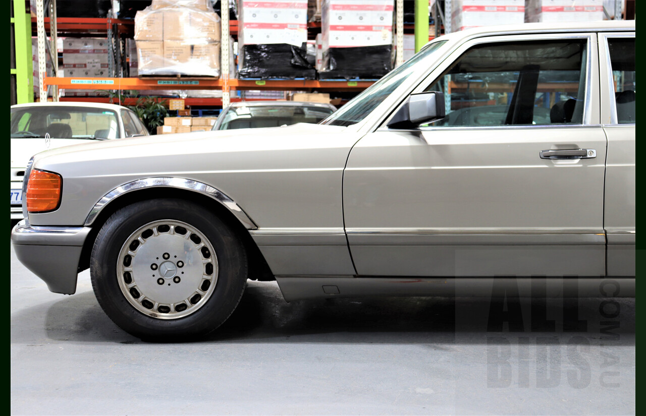 4/1987 Mercedes-Benz 300 SEL W126 4d Sedan Beige 3.0L