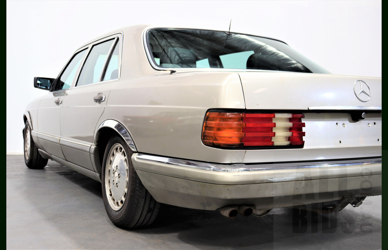 4/1987 Mercedes-Benz 300 SEL W126 4d Sedan Beige 3.0L