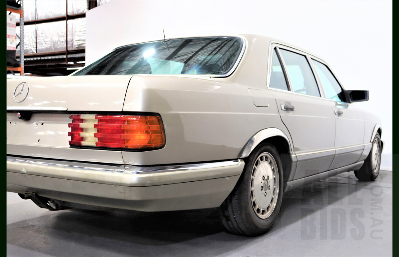 4/1987 Mercedes-Benz 300 SEL W126 4d Sedan Beige 3.0L