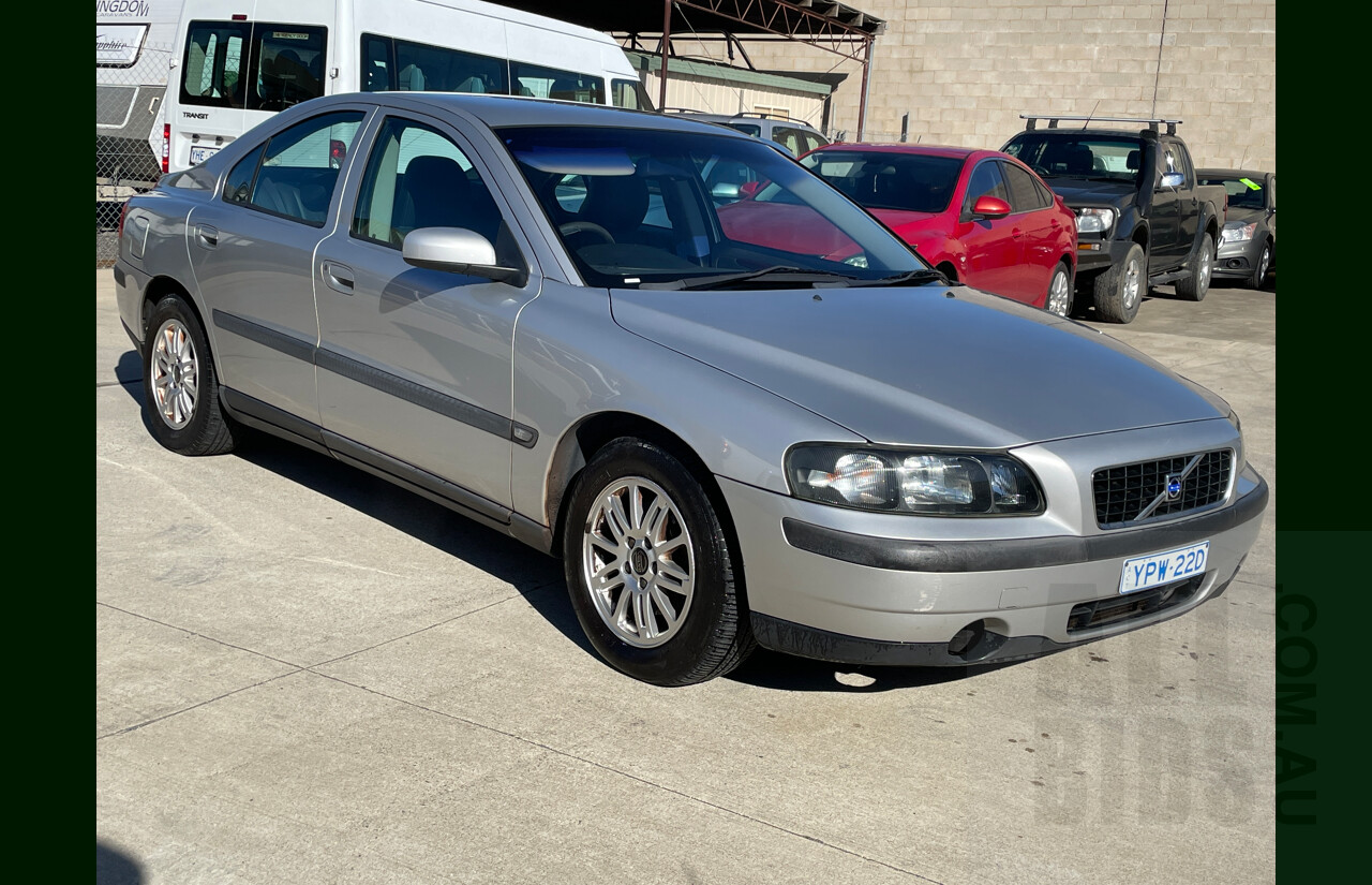 2/2004 Volvo S60 2.4 MY04 4d Sedan Silver 2.4L