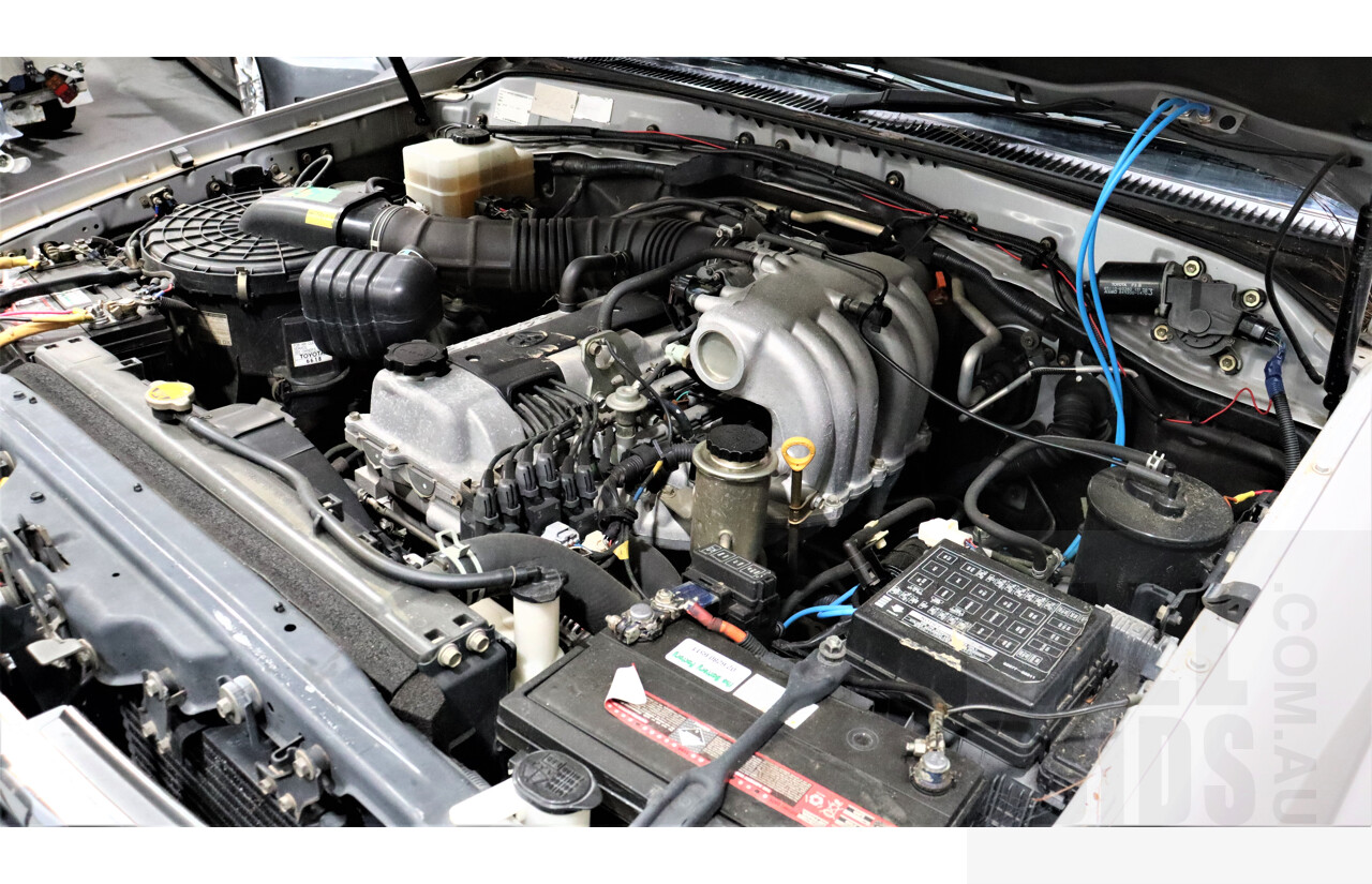 6/2000 Toyota Landcruiser GXL (4x4) FZJ105R 4d Wagon Silver 4.5L