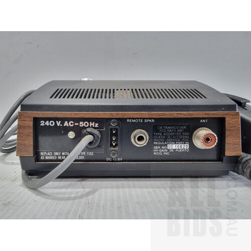 Vintage 'Hy-Gain VII' CB Radio Transceiver