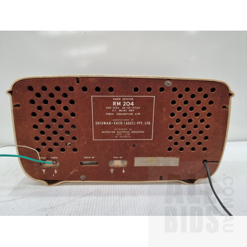 Vintage Collectables - Radio, Digital Clock/Radio, Camera and Camera Flash