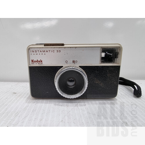 Vintage Collectables - Radio, Digital Clock/Radio, Camera and Camera Flash