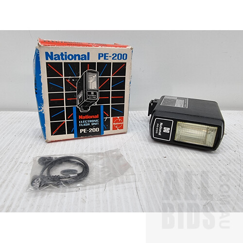 Vintage Collectables - Radio, Digital Clock/Radio, Camera and Camera Flash