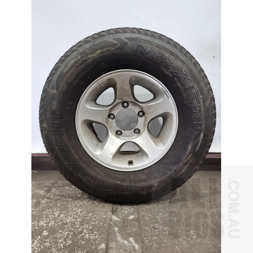 Toyota Landcruiser Wheels and Tyres - Alloy and Steel