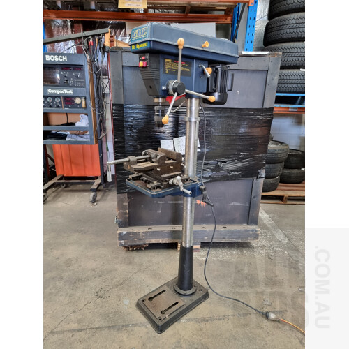 GMC 16 Speed Drill Press