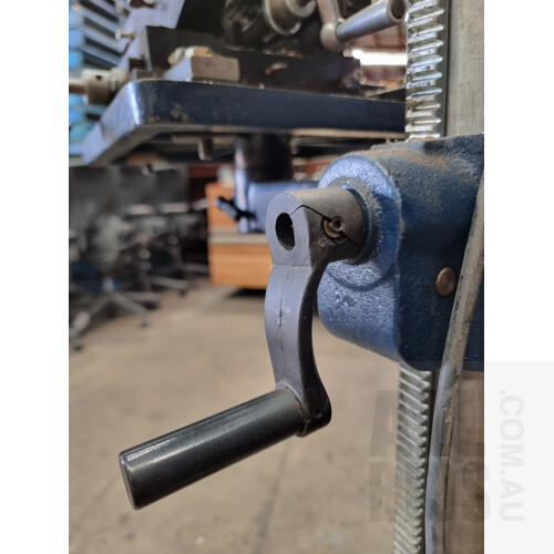 GMC 16 Speed Drill Press