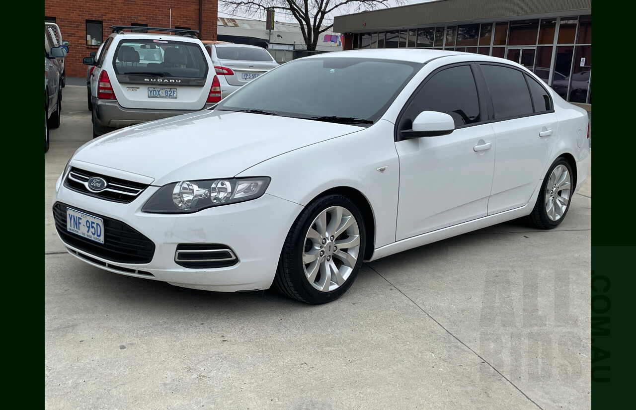 6/2012 Ford Falcon XT FG MK2 4d Sedan White 4.0L