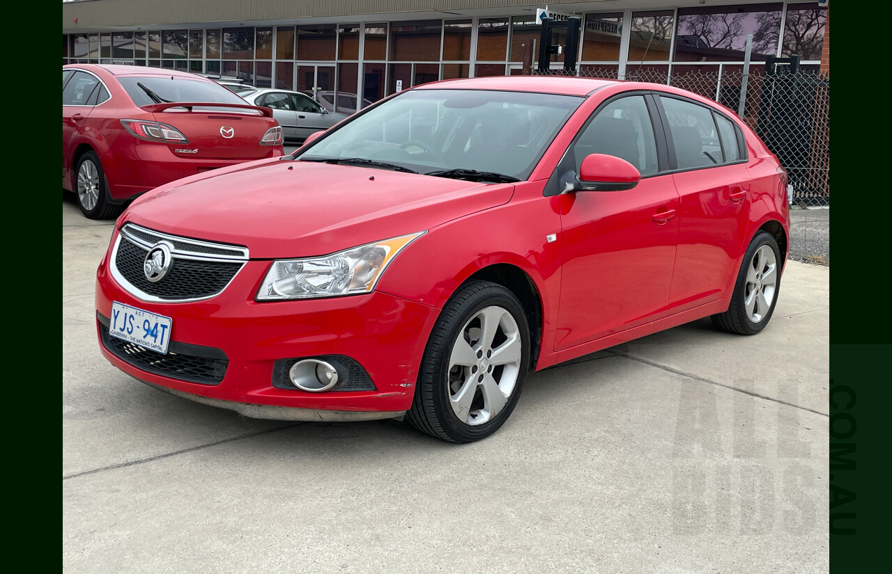 9/2013 Holden Cruze Equipe JH MY14 5d Hatchback Red 1.8L