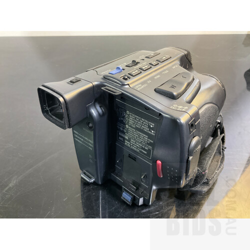 Panasonic G202 VHS-C Movie - Panasonic NV Pro - Akai PV-C20E  - Video Cameras and Sony Hanycam Sports SPK-PC4 Water Resistant Case