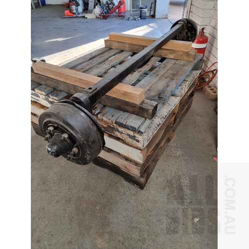 AL-KO Heavy Duty Trailer Axle - 1400mm Chassis Mount