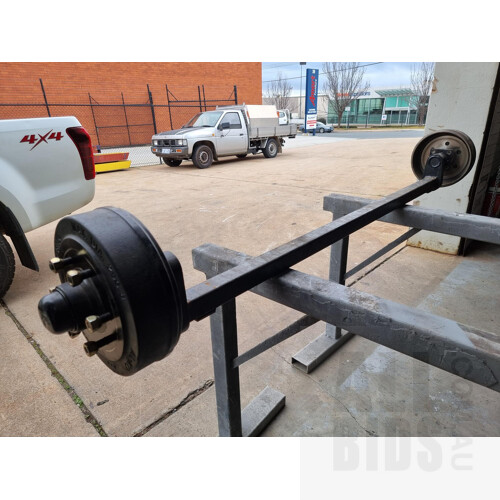 AL-KO Heavy Duty Trailer Axle - 1400mm Chassis Mount