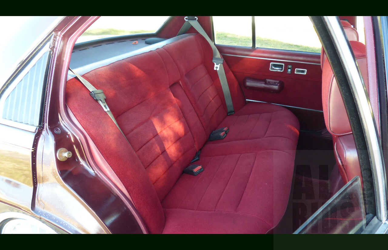 5/1981 Holden Commodore SL/E VC 4d Sedan Dark Carmine Metallic 4.2L V8