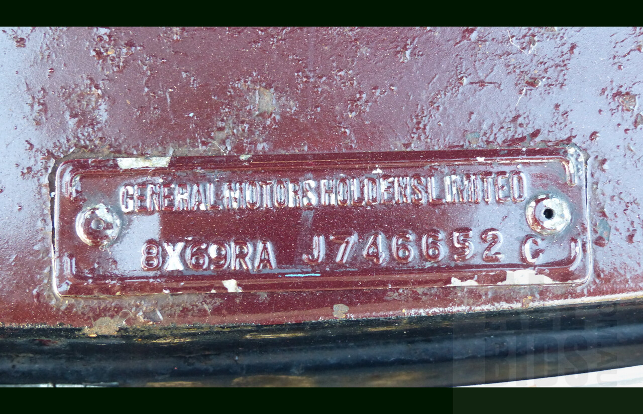 5/1981 Holden Commodore SL/E VC 4d Sedan Dark Carmine Metallic 4.2L V8