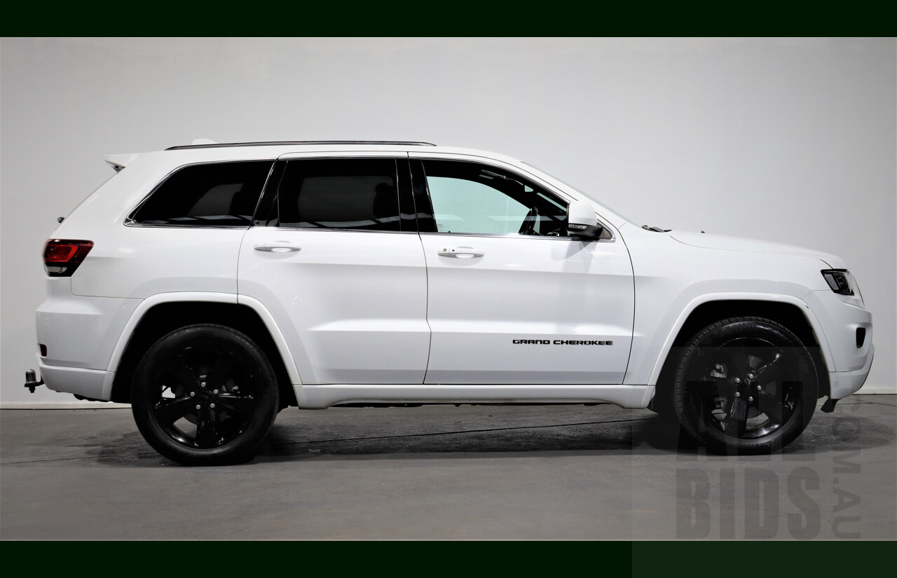 9/2015 Jeep Grand Cherokee Blackhawk (4x4) WK MY15 4d Wagon White 3.0L Turbo Diesel