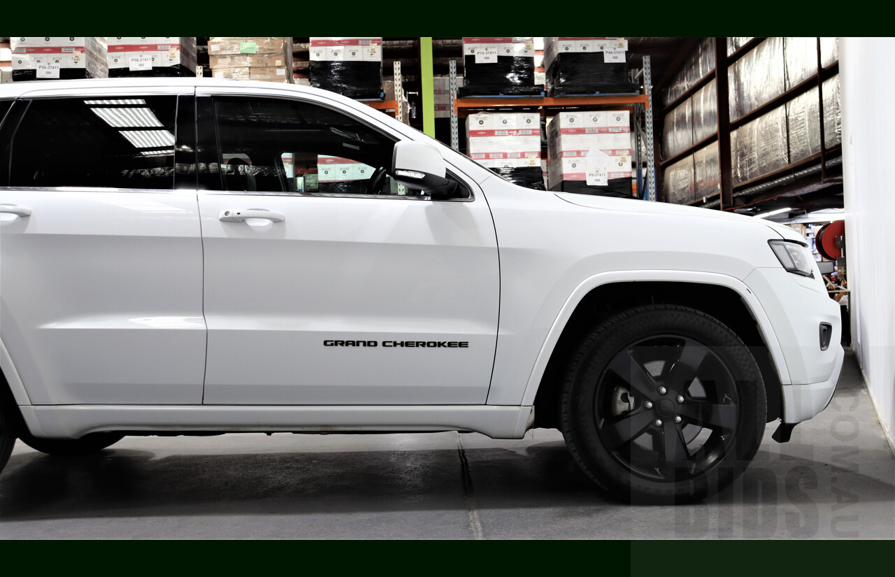 9/2015 Jeep Grand Cherokee Blackhawk (4x4) WK MY15 4d Wagon White 3.0L Turbo Diesel