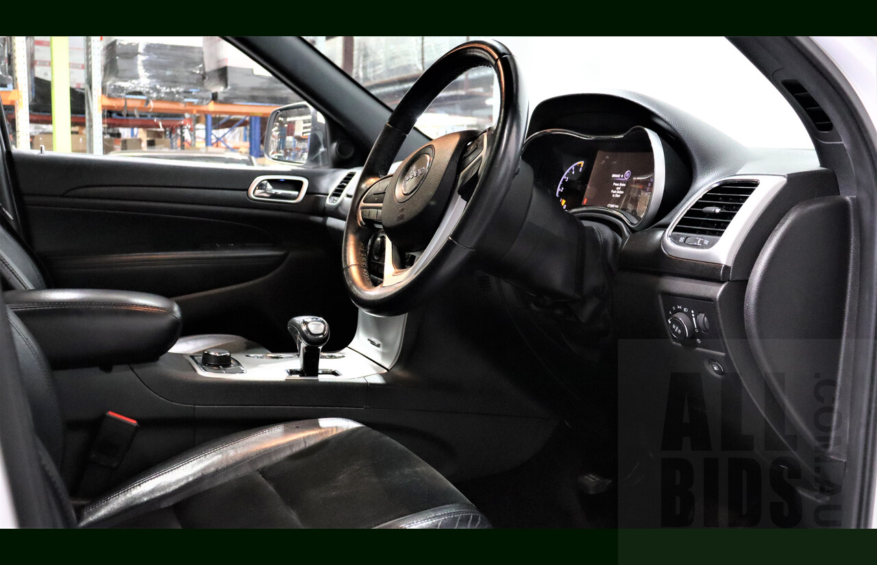 9/2015 Jeep Grand Cherokee Blackhawk (4x4) WK MY15 4d Wagon White 3.0L Turbo Diesel