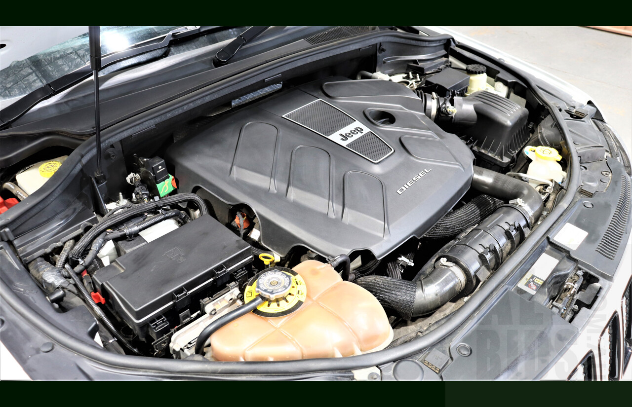 9/2015 Jeep Grand Cherokee Blackhawk (4x4) WK MY15 4d Wagon White 3.0L Turbo Diesel