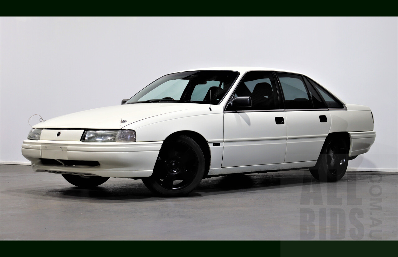 9/1991 Holden Commodore Executive VN 4d Sedan White 5.0L V8