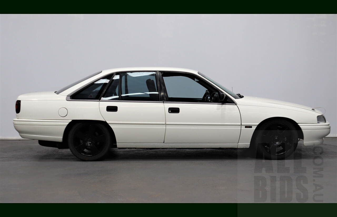 9/1991 Holden Commodore Executive VN 4d Sedan White 5.0L V8