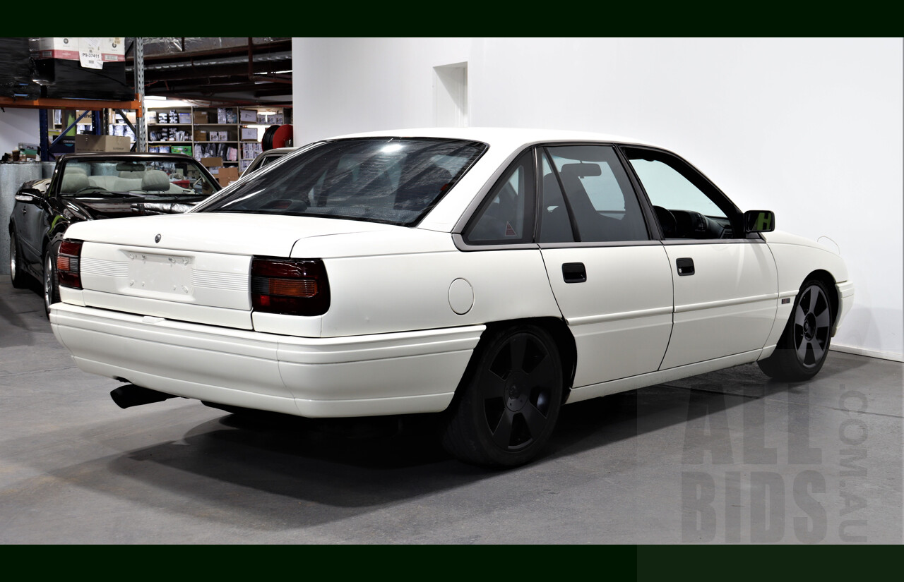 9/1991 Holden Commodore Executive VN 4d Sedan White 5.0L V8