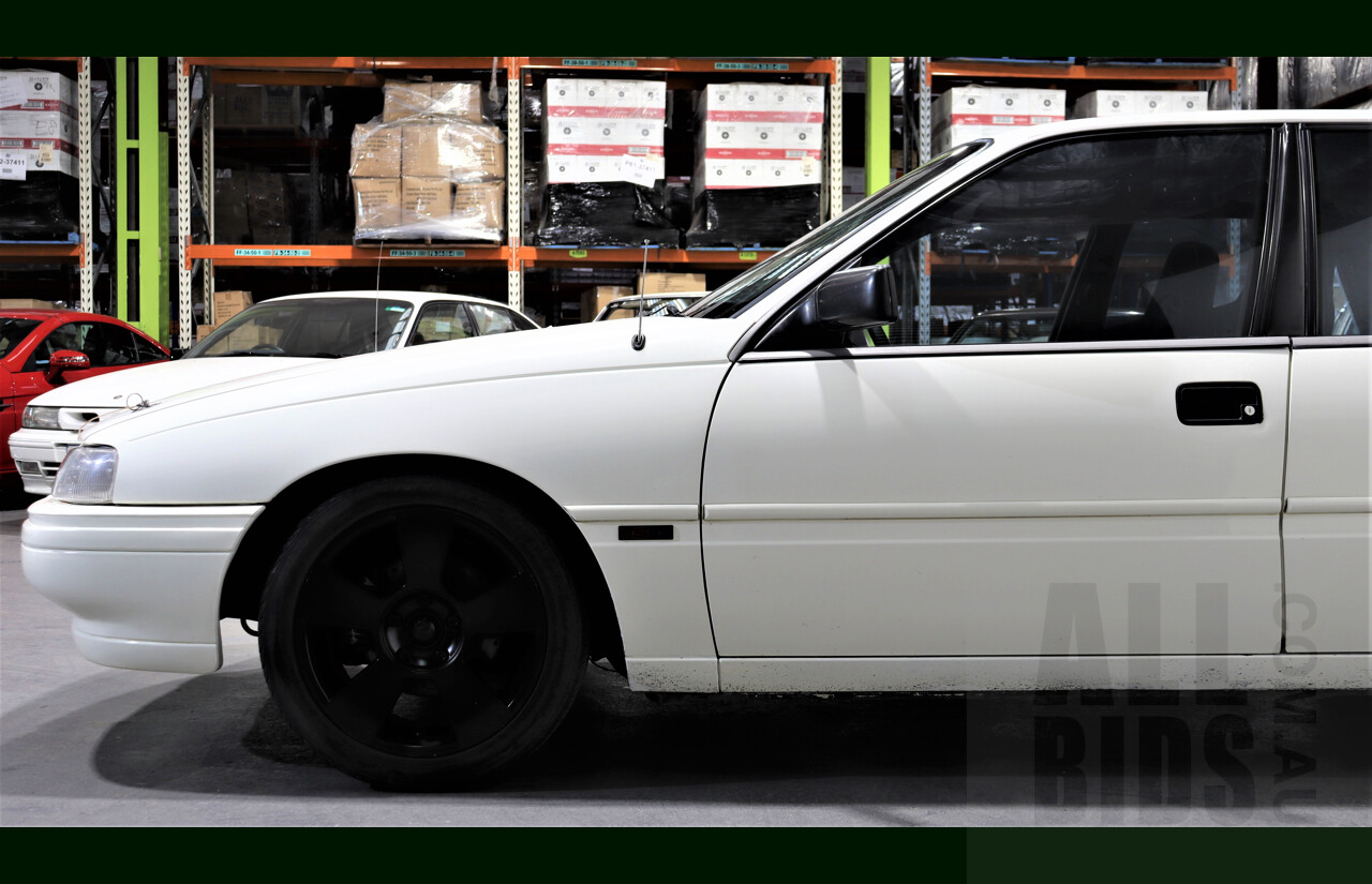 9/1991 Holden Commodore Executive VN 4d Sedan White 5.0L V8