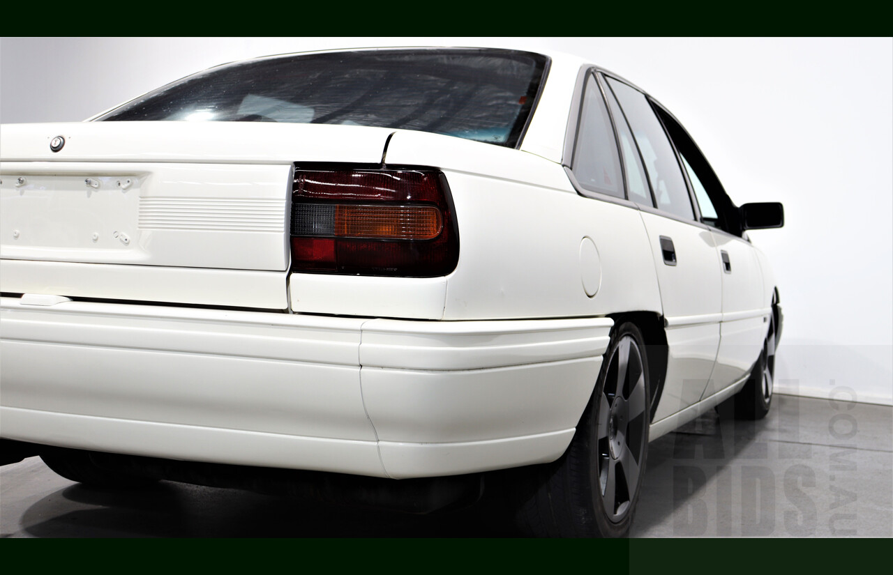 9/1991 Holden Commodore Executive VN 4d Sedan White 5.0L V8