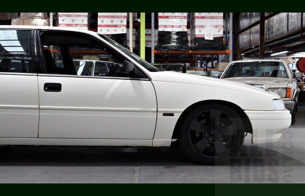 9/1991 Holden Commodore Executive VN 4d Sedan White 5.0L V8