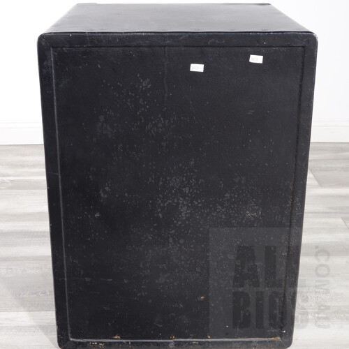 Antique The Reliable Fire Resistant Safe