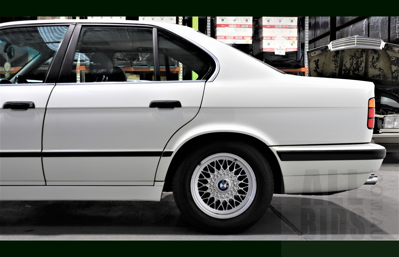 9/1995 BMW 530i E34 4d Sedan White 3.0L V8