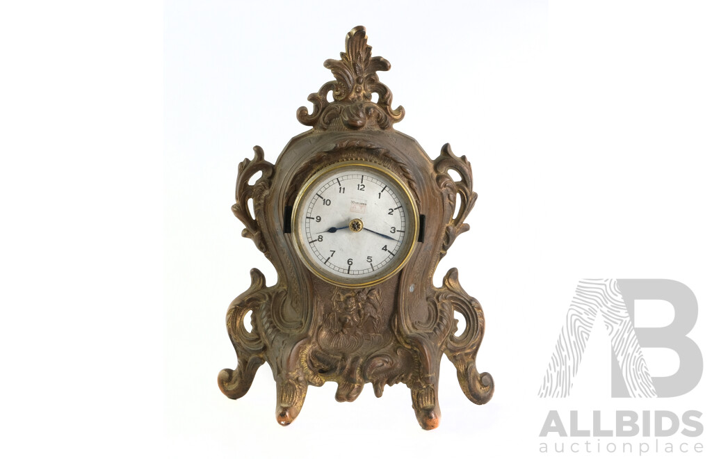 Vintage Ornate Cast Metal Mantle Clock Frame with 30 Heures Winding Clock