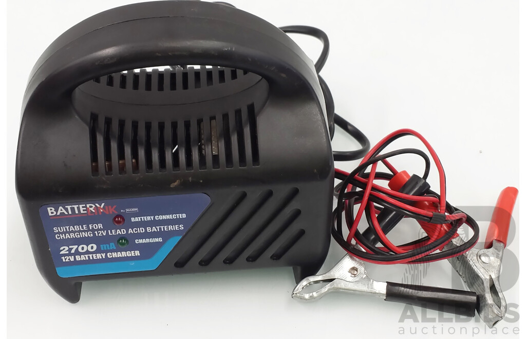 Arlec 12V Compact Battery Charger