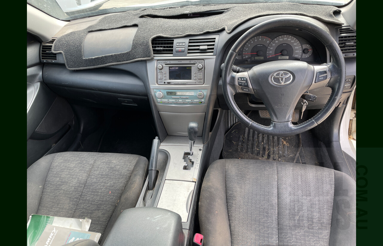 10/2010 Toyota Camry Touring SE ACV40R 09 UPGRADE 4d Sedan White 2.4L