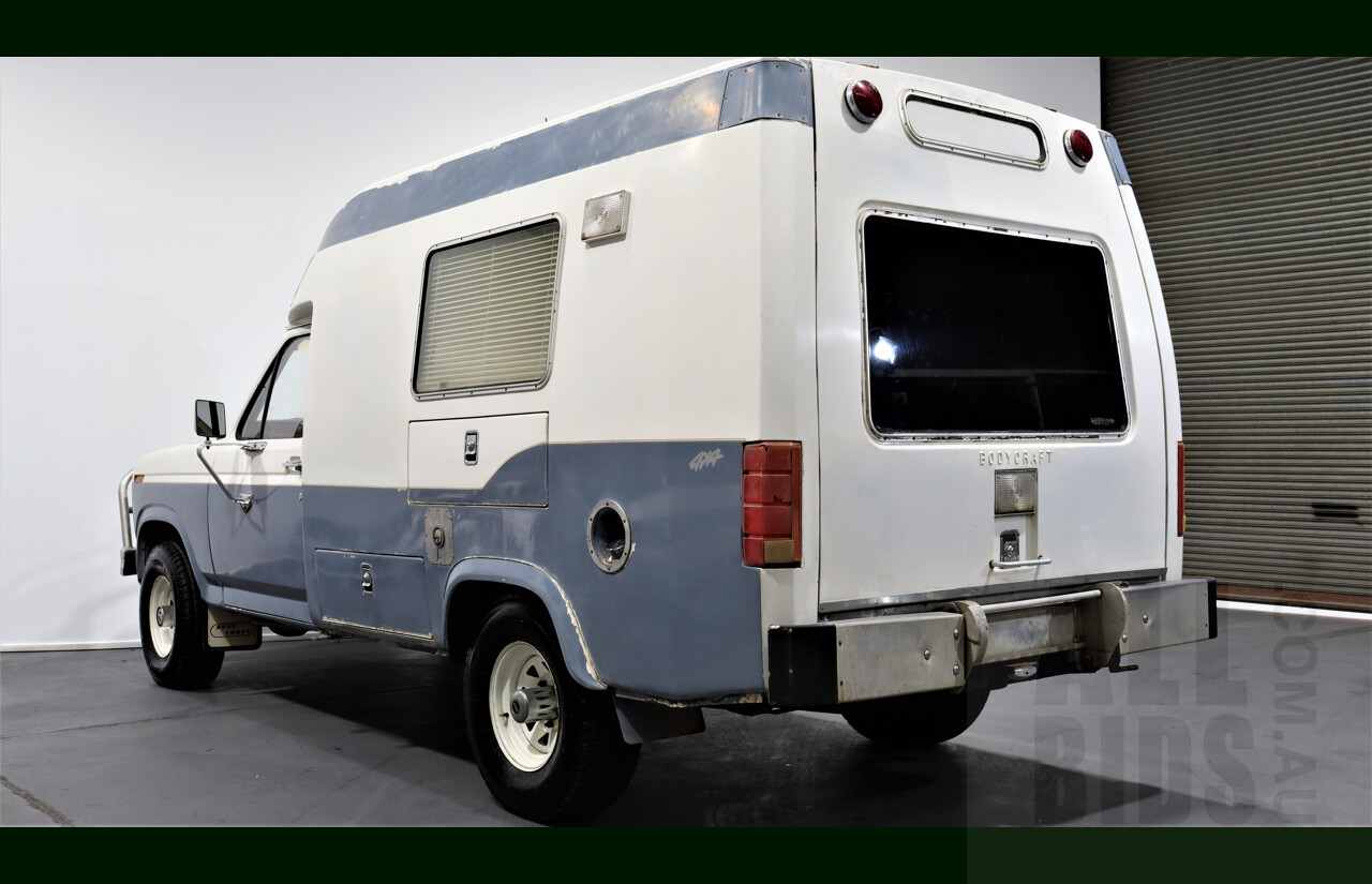 3/1983 Ford F100 4x4 Utility White 5.8L V8 - Ex Ambulance