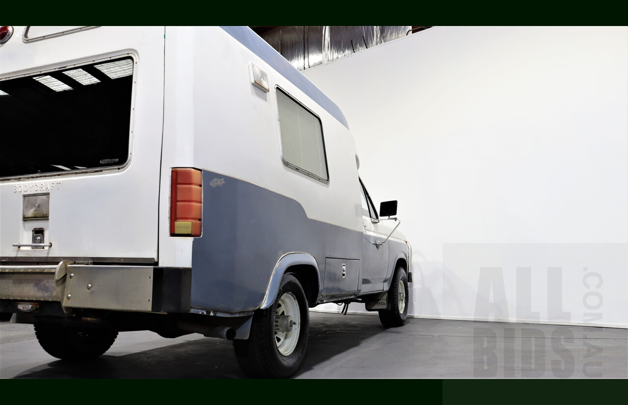 3/1983 Ford F100 4x4 Utility White 5.8L V8 - Ex Ambulance