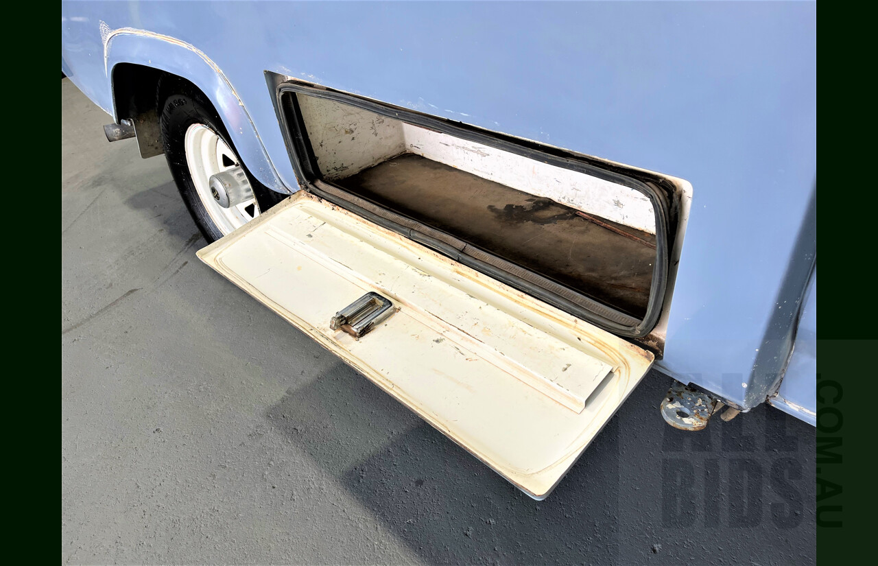 3/1983 Ford F100 4x4 Utility White 5.8L V8 - Ex Ambulance