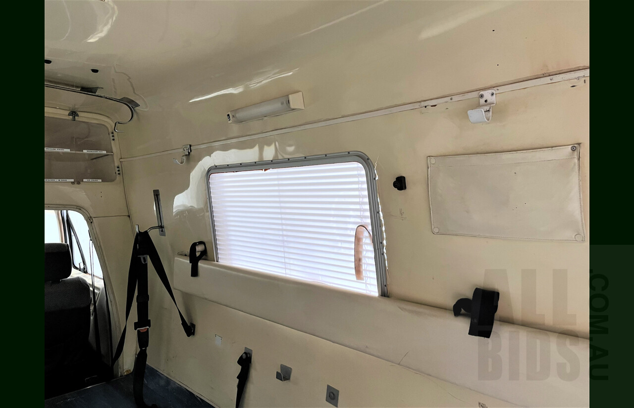 3/1983 Ford F100 4x4 Utility White 5.8L V8 - Ex Ambulance