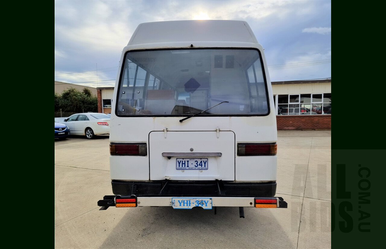 11/1991 Mazda T3500 3dr Bus White 3.5L Diesel - Motorhome