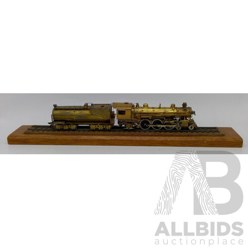 Vintage 'HO' Scale Oil Burner Locomotive With Timber Plinth