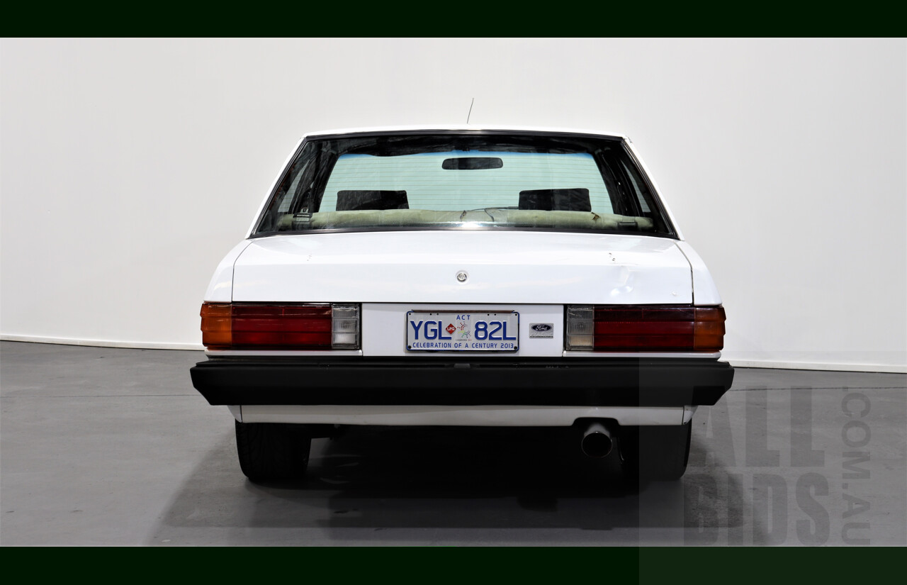 6/1982 Ford Falcon XD T-Code 4d Sedan White 5.8L 351ci V8