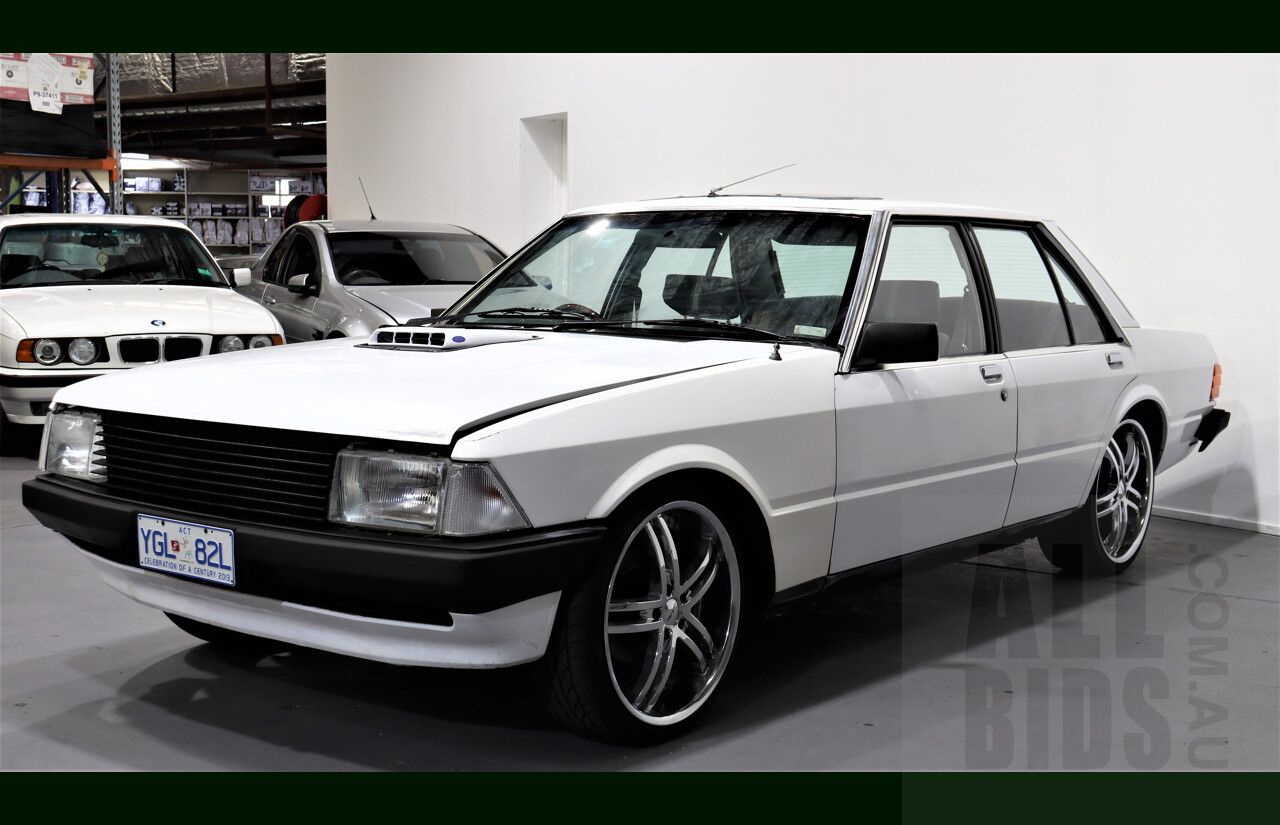 6/1982 Ford Falcon XD T-Code 4d Sedan White 5.8L 351ci V8