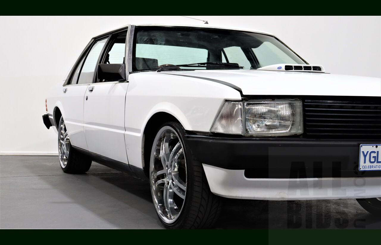 6/1982 Ford Falcon XD T-Code 4d Sedan White 5.8L 351ci V8